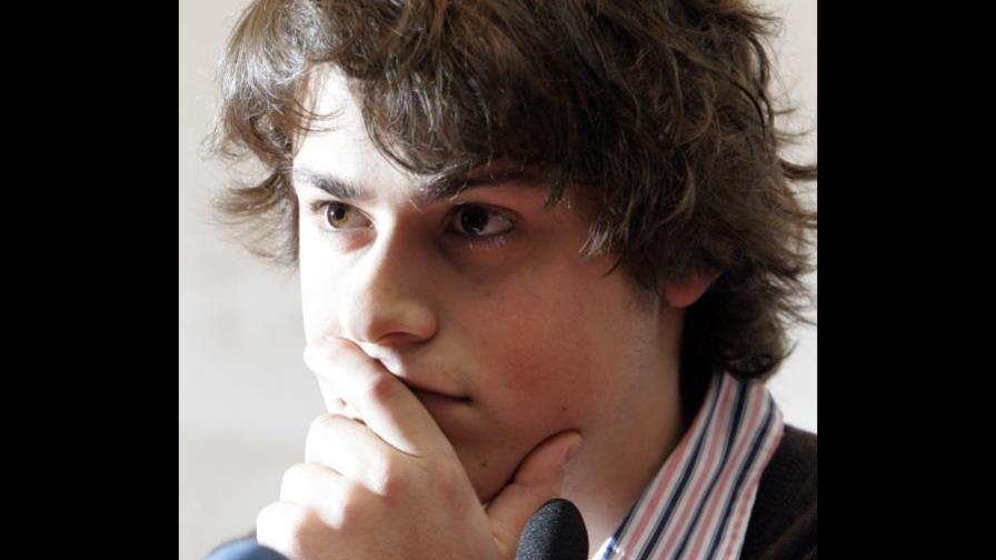 Hijo de Ingrid Betancourt dice que necesita una transfusión