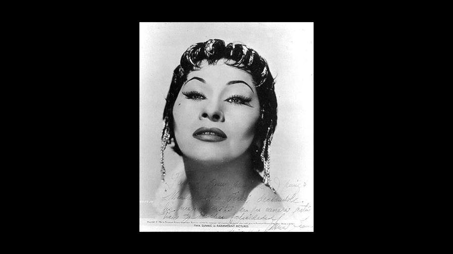 Soprano peruana Yma Sumac muere en Los Angeles