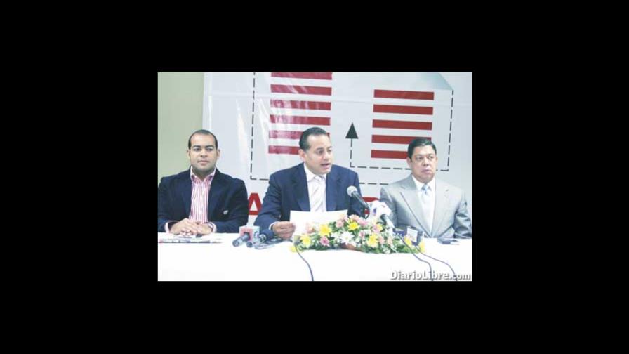 Constructores afirman venden cemento con tres libras menos