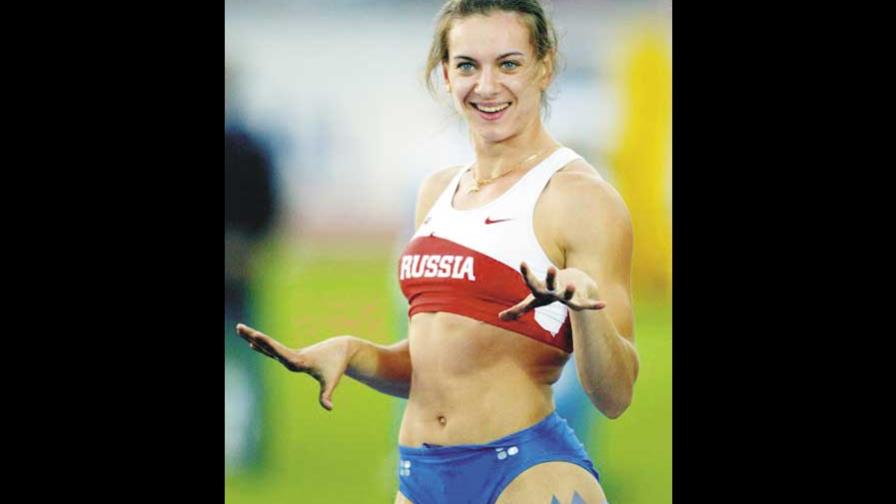 Chorro de agua gigante en honor de Isinbáyeva