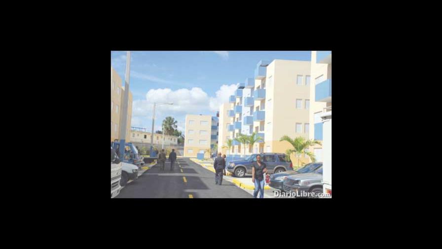 Gobierno entrega la segunda etapa del complejo habitacional Guajimía Gobierno entrega la segunda etapa del complejo habitacional Guajimía