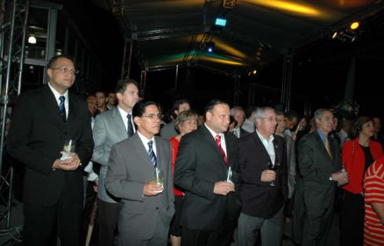 Avelino Abreu inaugura nueva sucursal en Santiago