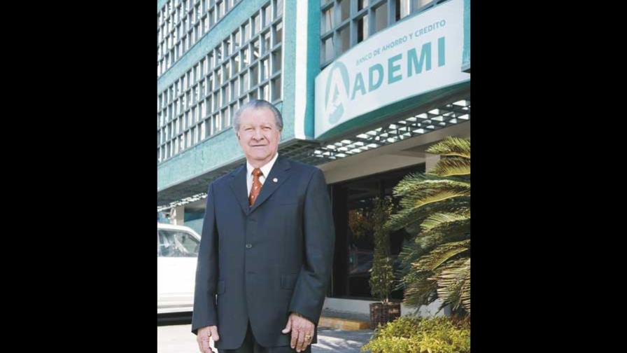 Expo Vega reconocerá a Arsenio Ureña