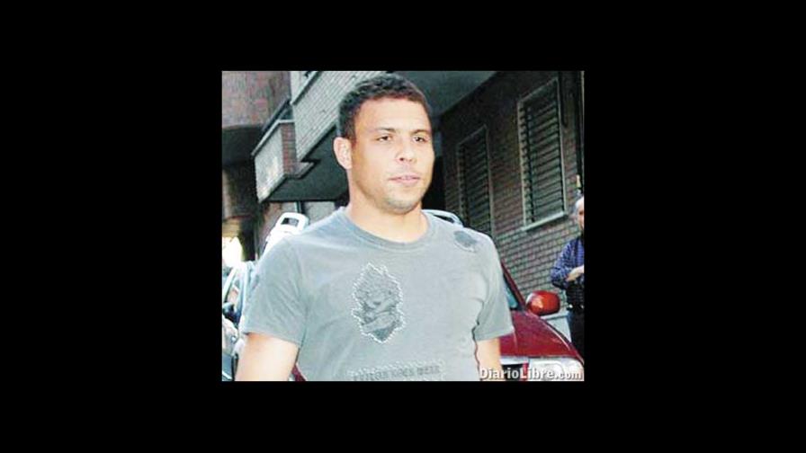 Ronaldo lamenta el escándalo con los travestis Ronaldo lamenta el escándalo con los travestis