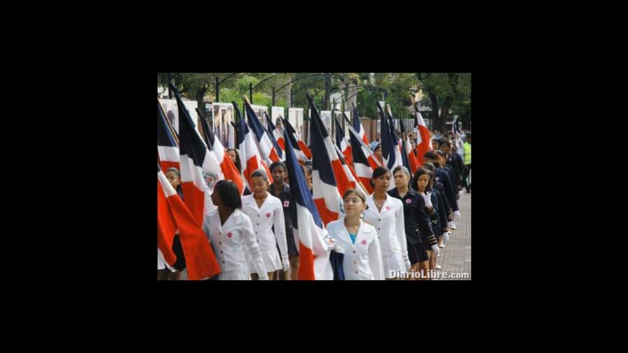 Mujeres marchan contra la violencia