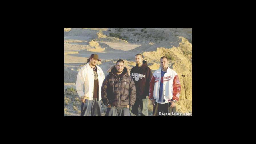 Violadores del Verso llega al país