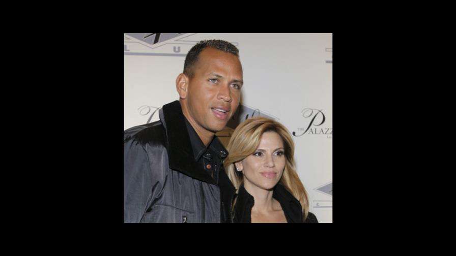 Esposa de A-Rod tramita el divorcio