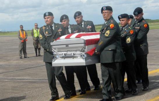 Llegan restos del quinto soldado dominicano muerto en Irak
