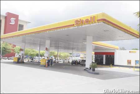 Shell negocia la venta de 137 estaciones combustibles en RD