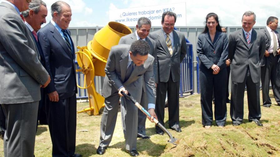 LF da primer picazo del Centro Comercial Galería 360