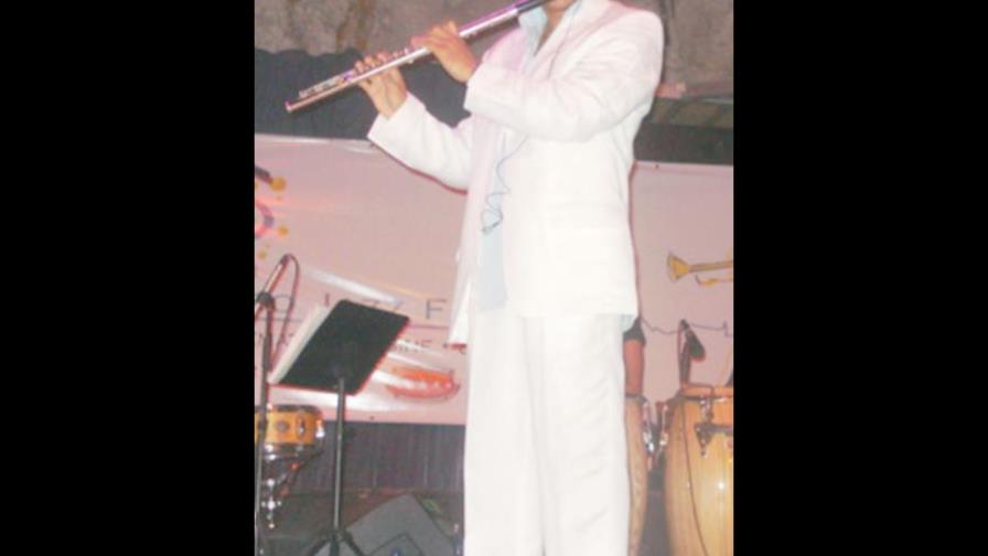 Tengo la historia de la flauta tras bastidores Tengo la historia de la flauta tras bastidores