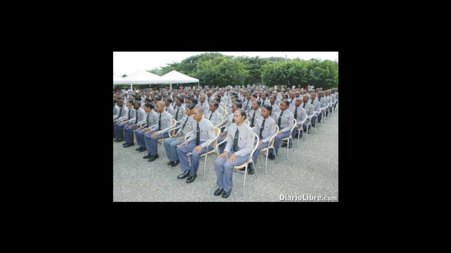 La Policía Nacional gradúa 264 agentes