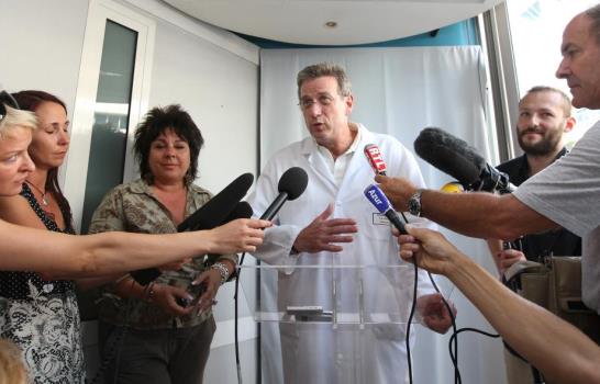 Angelina Jolie y Brad Pitt tienen mellizos; niño y niña