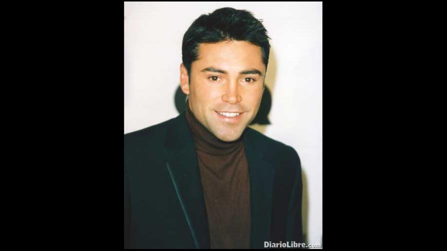 Publicarán biografía de Oscar de la Hoya