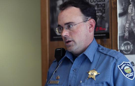 EEUU: Recomiendan cargos contra novio de mujer aferrada a inodoro