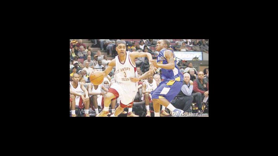 RD pierde el derecho sobre el jugador de básquet Mike Rosario