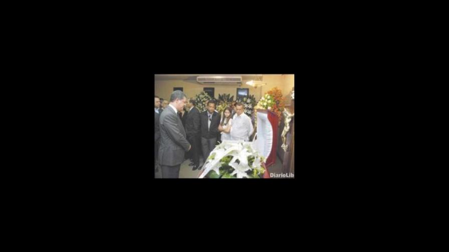 Hundreds pay respects to Cuchito Hundreds pay respects to Cuchito
