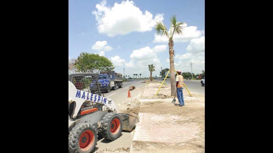 Tras inversión millonaria, avenida Jacobo Majluta es reconstruida