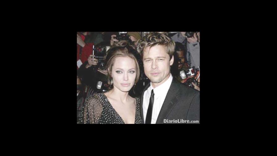 Donan Jolie y Pitt 2 MMD a Etiopía