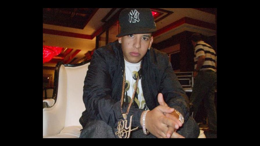 Daddy Yankee; no apoyo a John McCain por intereses económicos