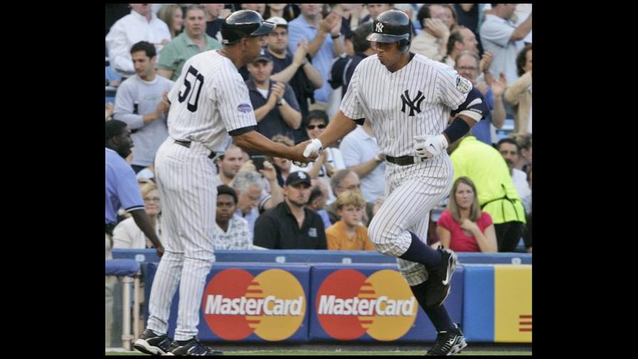 Yanquis 8, Padres 0; Giambi suena dos jonrones