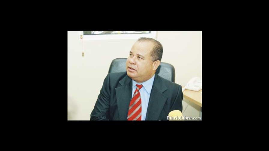 Piden investigar a dos pilotos y la suspensión de tres técnicos Piden investigar a dos pilotos y la suspensión de tres técnicos