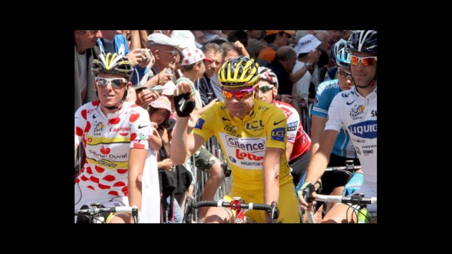 Evans sigue líder tras 14ta etapa del Tour de Francia Evans sigue líder tras 14ta etapa del Tour de Francia