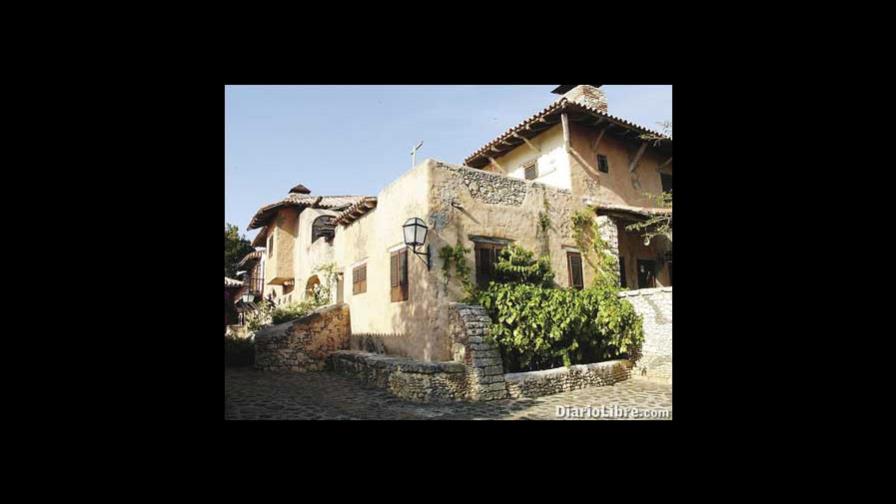 Llega el verano a escuela Altos de Chavón Llega el verano a escuela Altos de Chavón