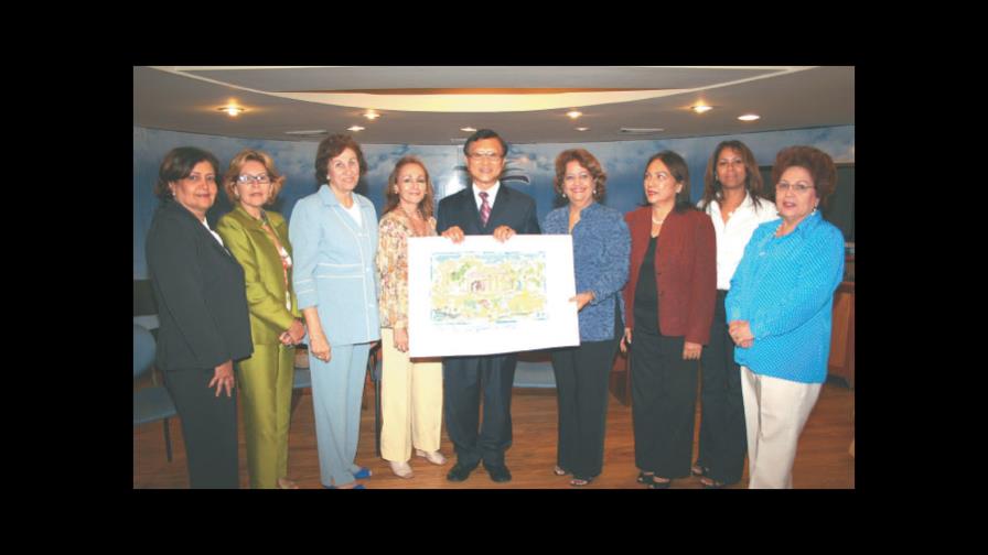 FEM recibe visita del embajador de Taiwán