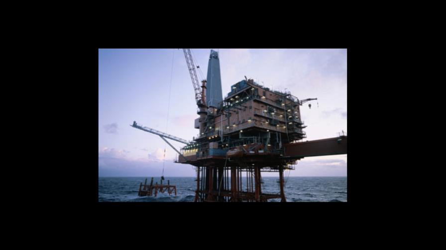 El barril de petróleo se cotiza hoy casi a 100 dólares el barril