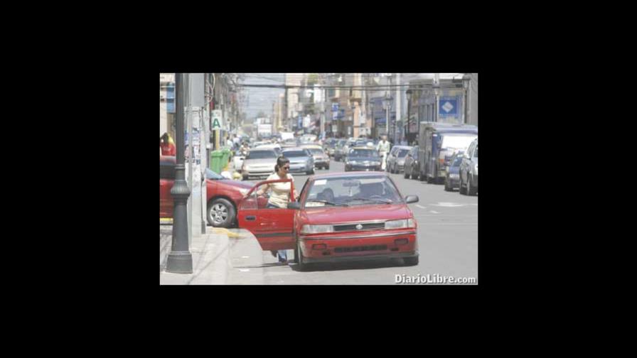 Choferes de Santiago aumentan pasajes por motivo de Navidad