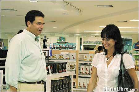 Casa Cuesta presenta nueva sucursal al país