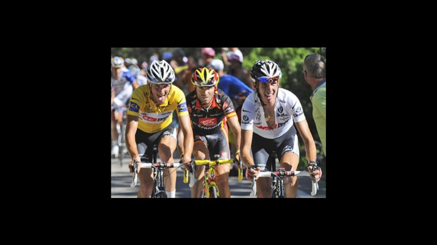 Sastre se mantiene líder del Tour de Francia