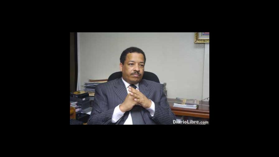 PRD entrega lista con los supuestos militares