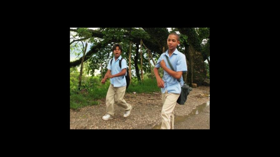 Aplicarán programa de aceleración para promover estudiantes en sobreedad Aplicarán programa de aceleración para promover estudiantes en sobreedad