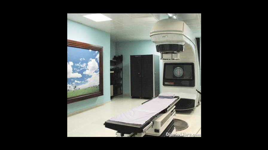 Radioterapia con aceleradores lineales: una nueva alternativa Radioterapia con aceleradores lineales: una nueva alternativa