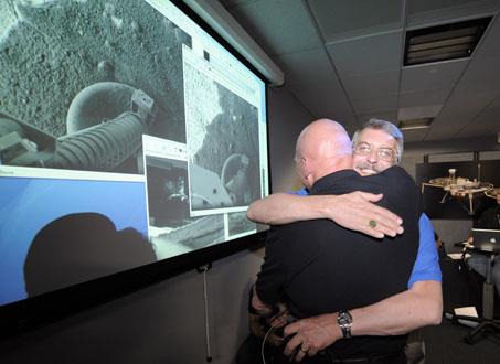 Sonda Phoenix Mars Lander aterriza en Marte