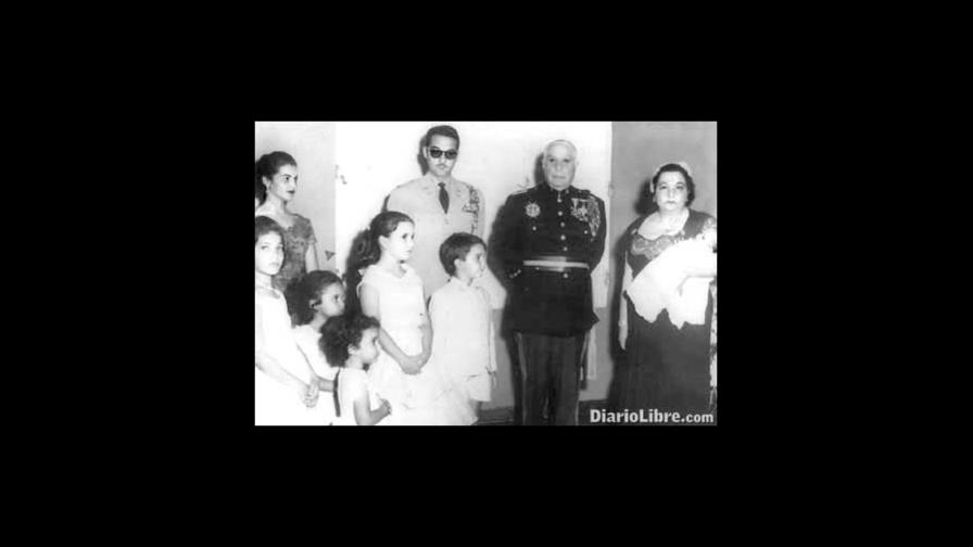 Ramfis en el Espejo de Aída