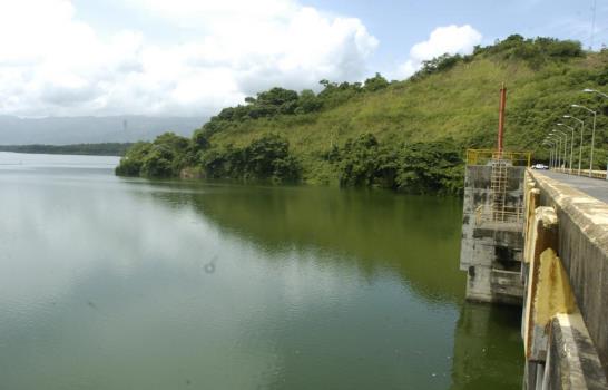 Castellanos,mal manejo de Tavera provocó inundaciones