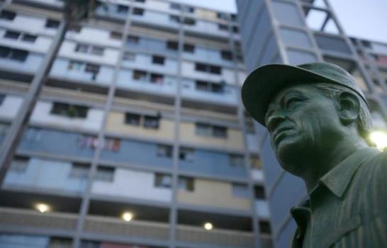 Culmina homenaje a Tirofijo con inauguración de plaza en Caracas
