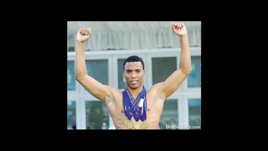 Jacinto Ayala, el primer criollo que se zambullirá en Olimpíadas