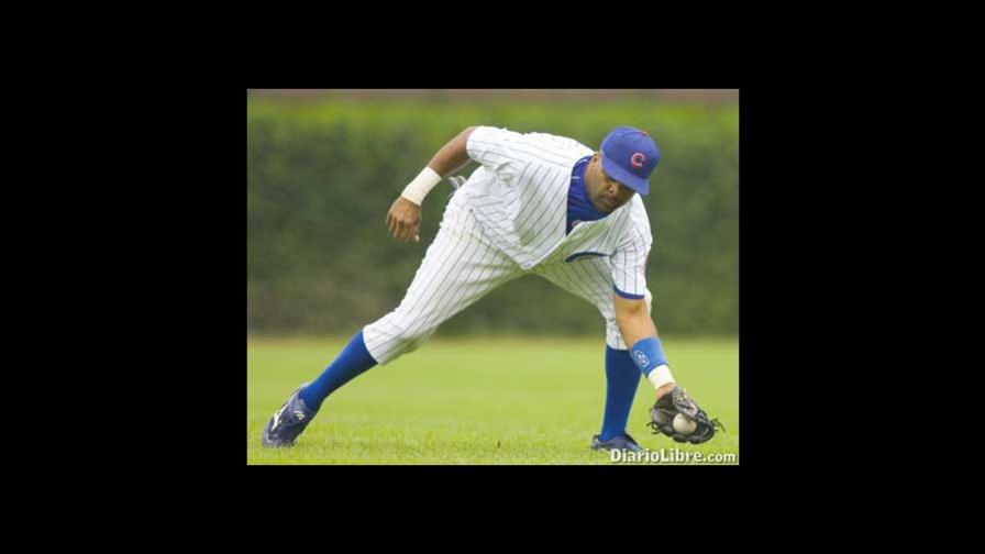 Neifi Pérez firma contrato de liga menor con Rockies