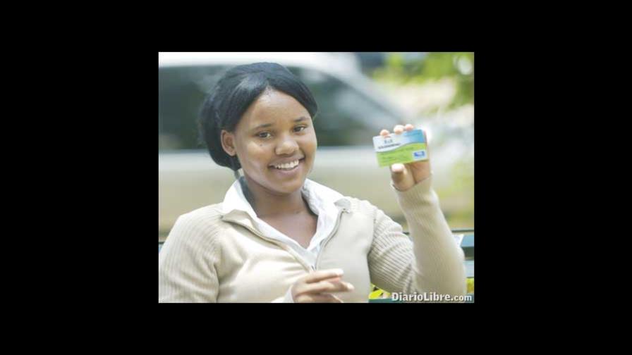 Solidaridad llega a 9 mil 800 estudiantes