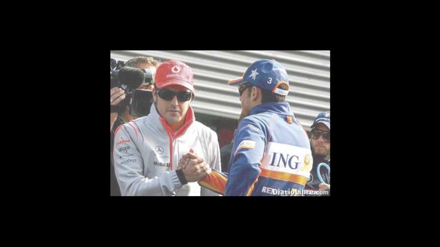 Fernando Alonso correrá con la Ferrari en los próximos 4 años Fernando Alonso correrá con la Ferrari en los próximos 4 años