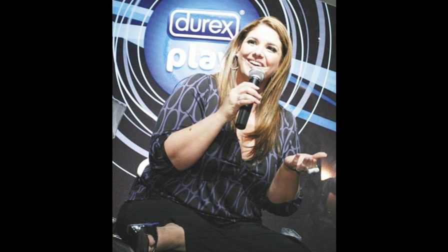 Sexo y glamour en la sexóloga Alessandra Rampolla