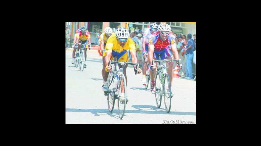 Gil Cordovés suma más etapas y Wendy Cruz (RD) más tiempo Gil Cordovés suma más etapas y Wendy Cruz (RD) más tiempo