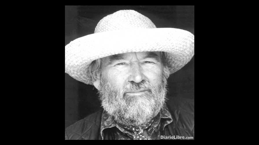 Cartas revelan affaire de John Fowles con estudiante Cartas revelan affaire de John Fowles con estudiante