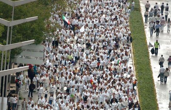 Mexicanos marchas contra delincuencia que azota a ese país