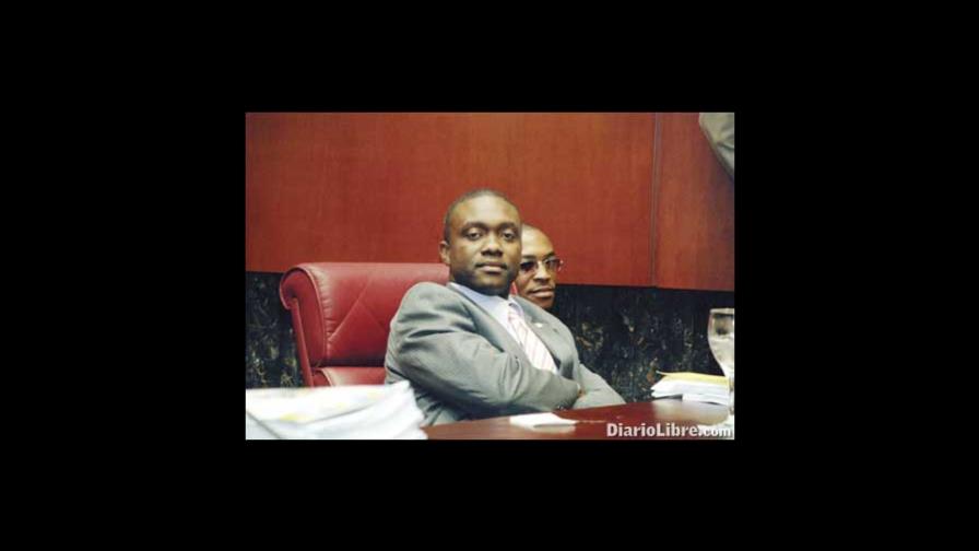 Se excusa por sondeo en EEUU sobre reforma Carta