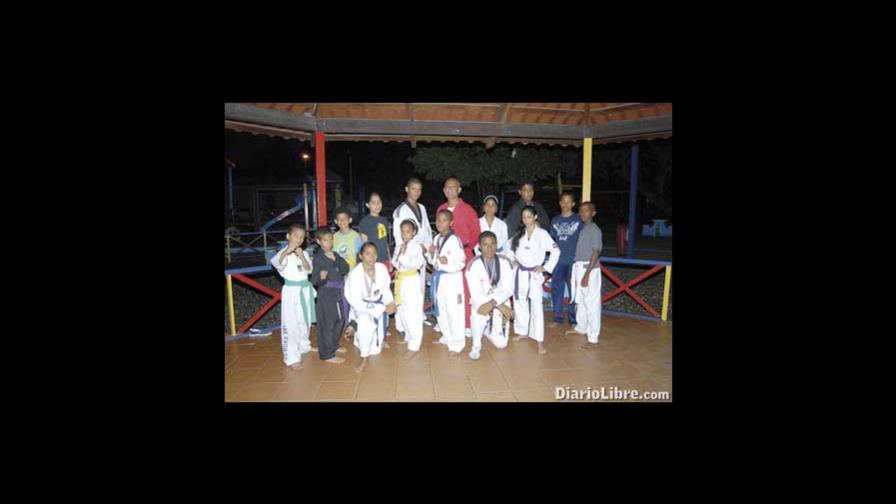 BanReservas brilla en taekwondo de PR